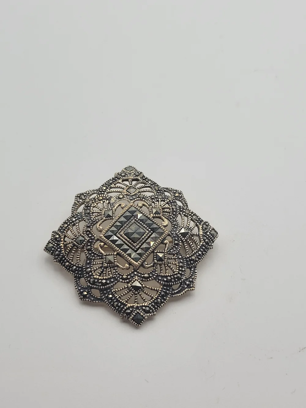 VTG STERLING SILVER PIN BROOCH OPEN WORK WITH MARCASITES BEAUTIFUL